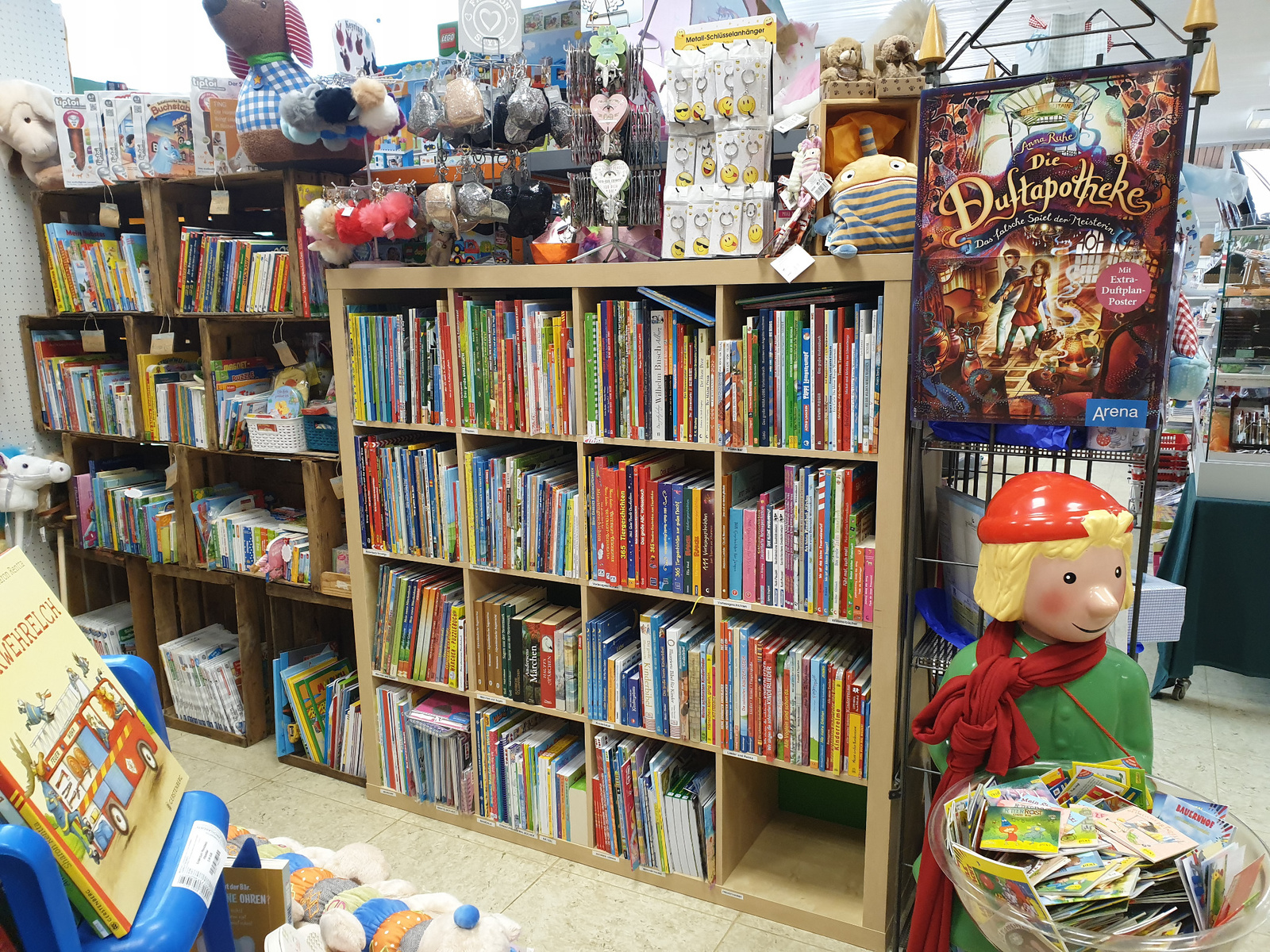 große Auswahl an Kinderbüchern bei Hütter Schreib- und Spielwaren